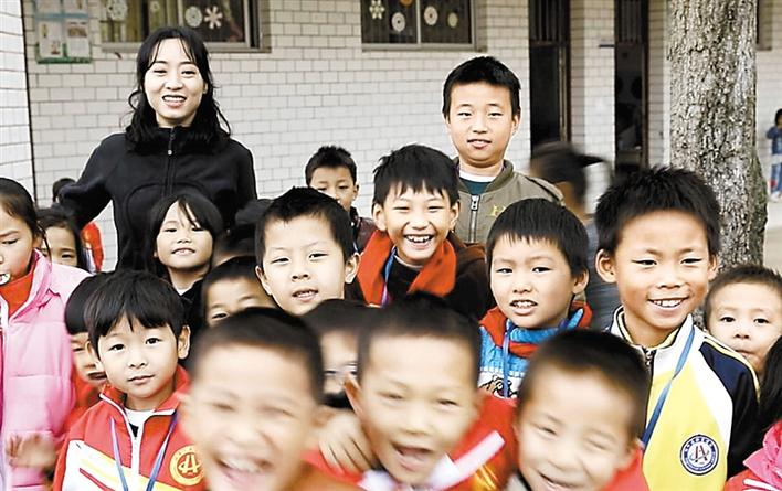 贺婕:“我要点亮孩子们心中的艺术梦”